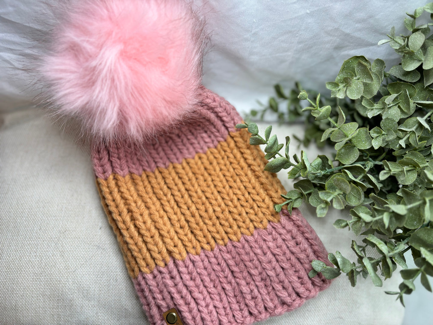 Nohku Beanie in Tequila Sunrise